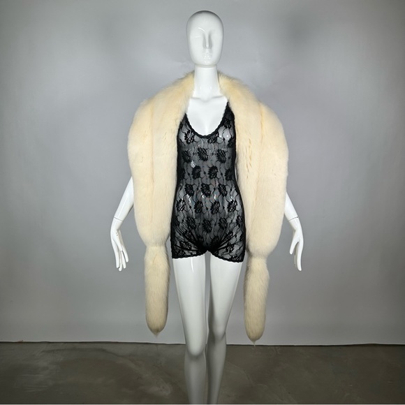 80’s Faux Fur Fox Stole Scarf Wrap Shawl White 47" - Picture 2 of 4